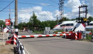 Противотаранное устройство шлагбаумного типа ПТУ-7,5 для ж/д переездов